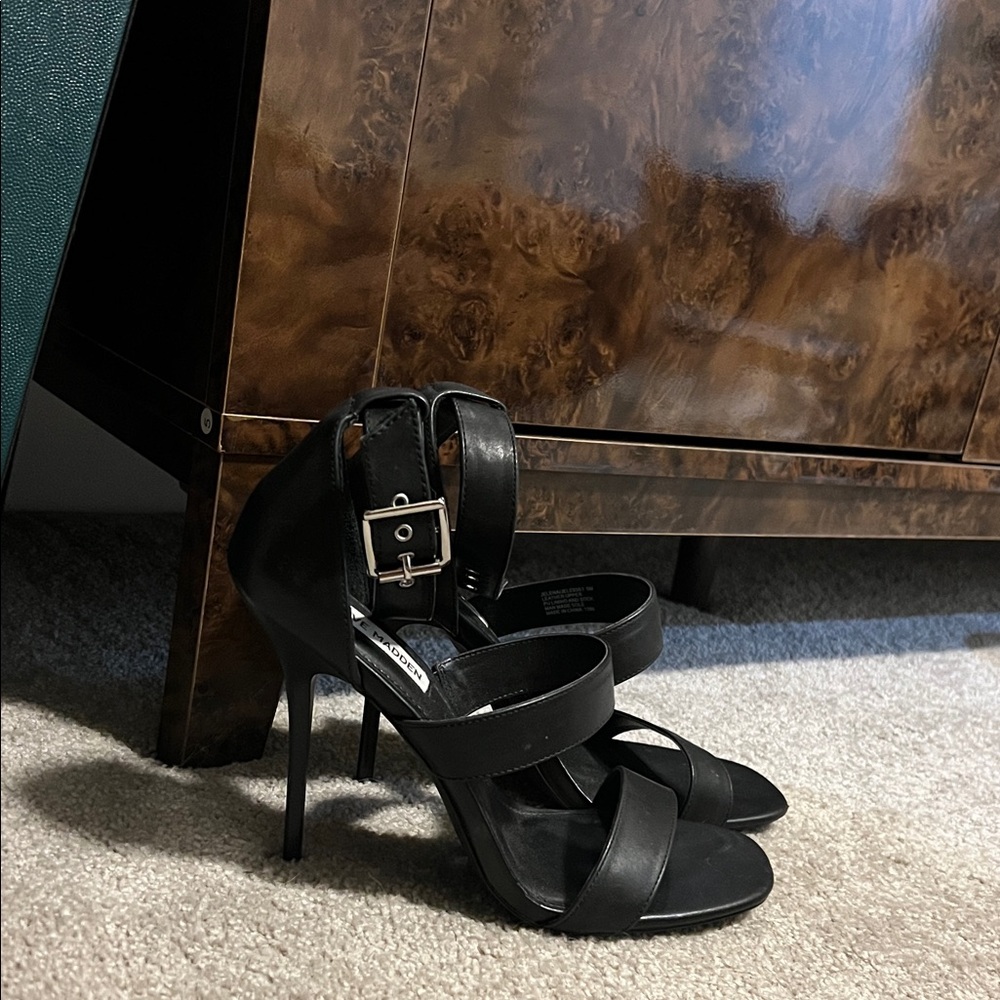 Steve Madden Black Open-Toe Ankle Strap Heels - Picture 2 of 4